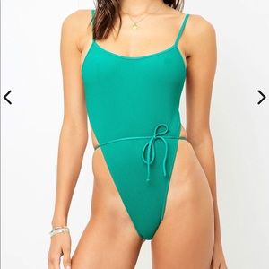 FRANKIES ONE PIECE